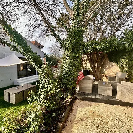 Hébergement de vacances La Maison De La Fontaine - Jardin Et Jacuzzi