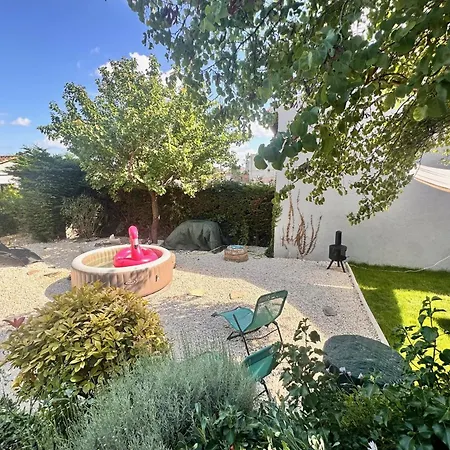 La Maison De La Fontaine - Jardin Et Jacuzzi Hébergement de vacances